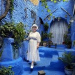 Elena, 52