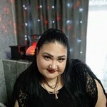 Larisa, 41